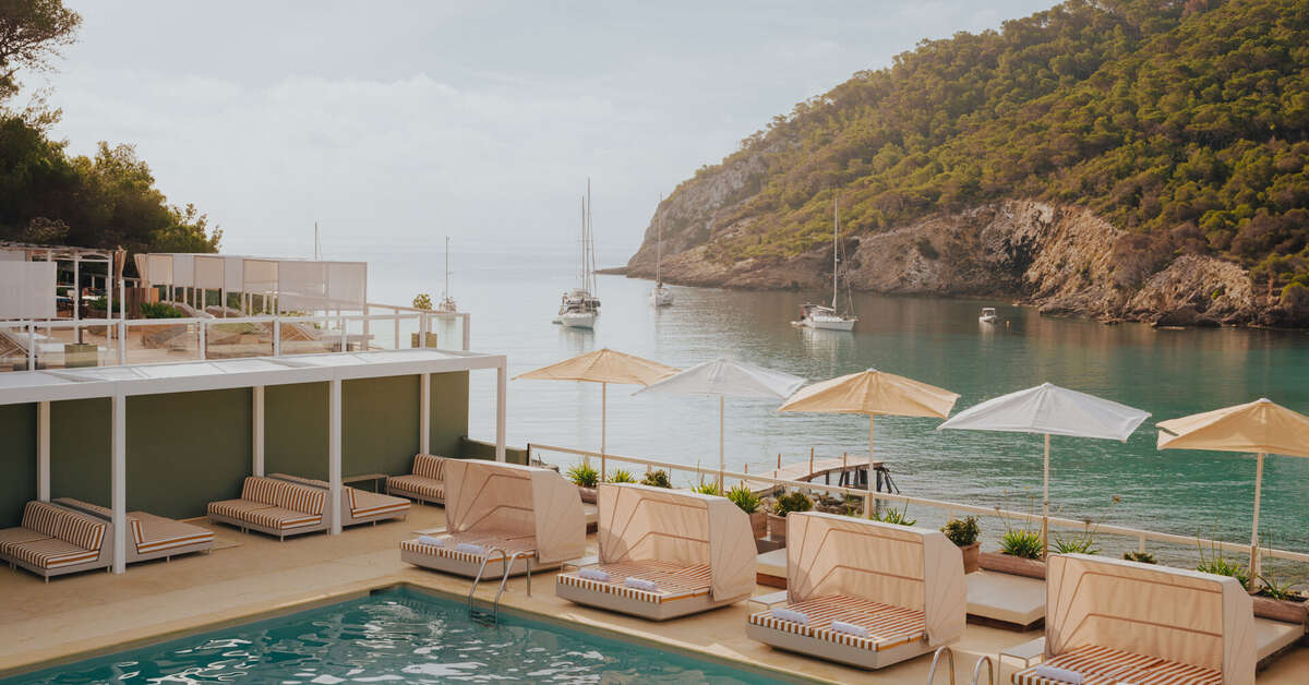 Een foto van het zwembad bij Hyde Ibiza