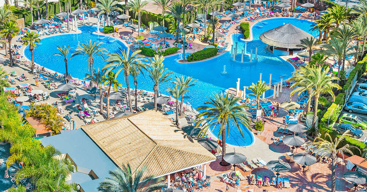 Een foto van het zwembad bij Sol Pelicanos Ocas