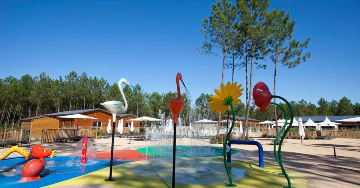 Een foto van het zwembad bij Sandaya Camping Soustons Village