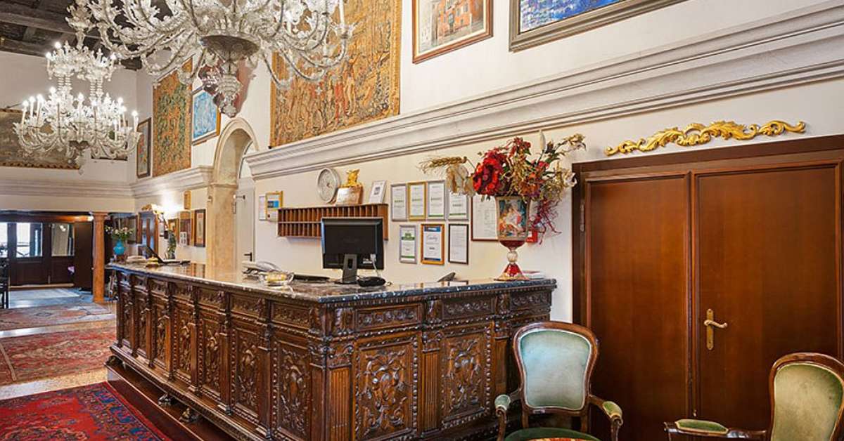 Ein Foto vom Innenbereich im Hotel San Cassiano
