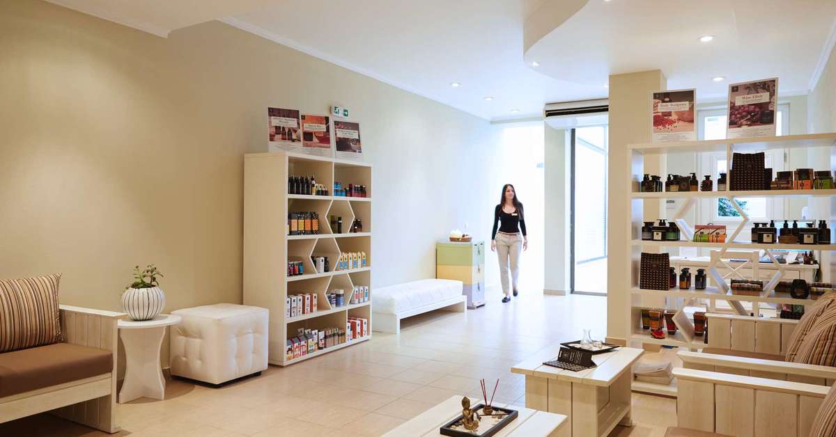 Een foto van het interieur van Marbella Mar-Bella Collection