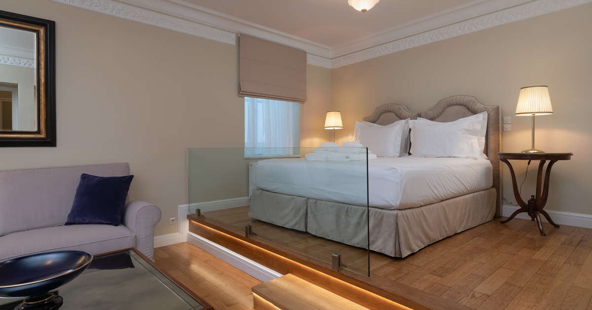 Ein Foto Noble Suites