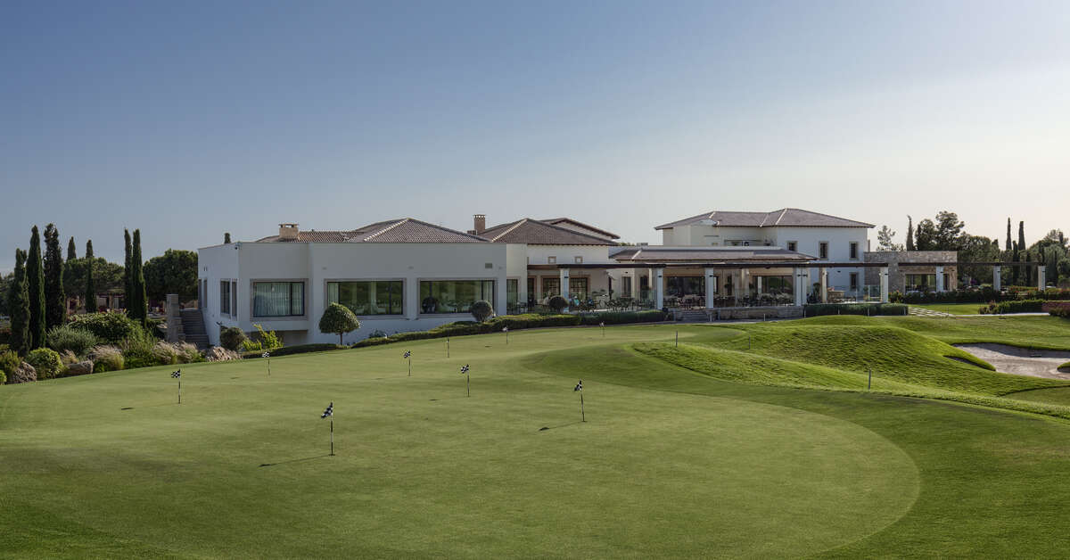 Een foto van Aphrodite Hills Rentals