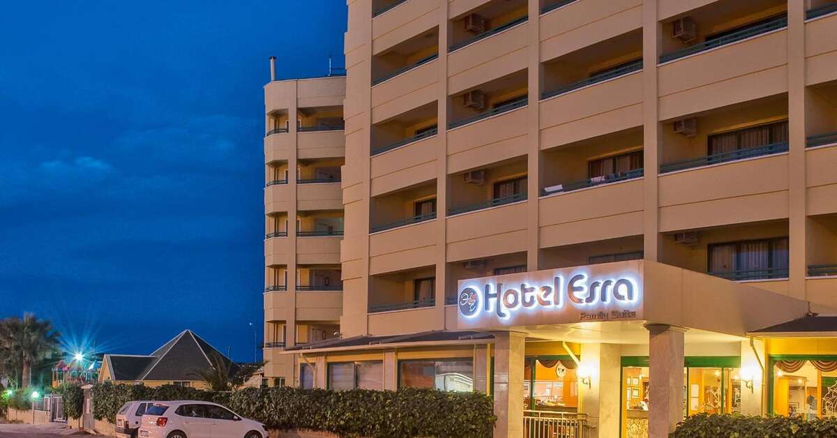 Een foto van de buitenkant van Hotel Esra Family Suite