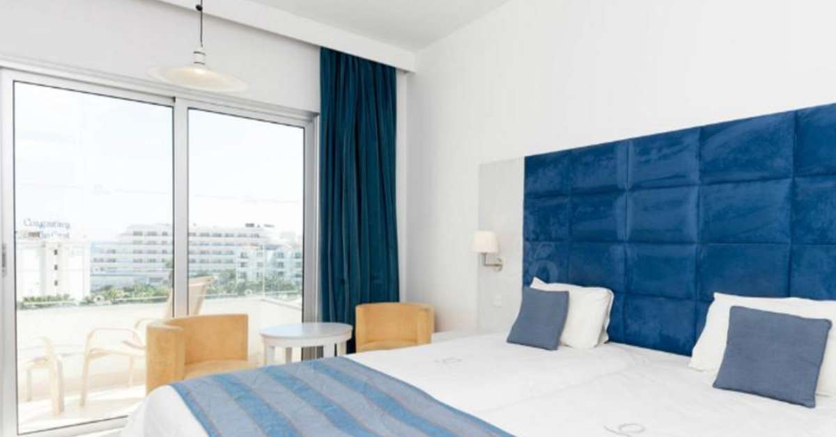 Ein Foto Odessa Beach Hotel