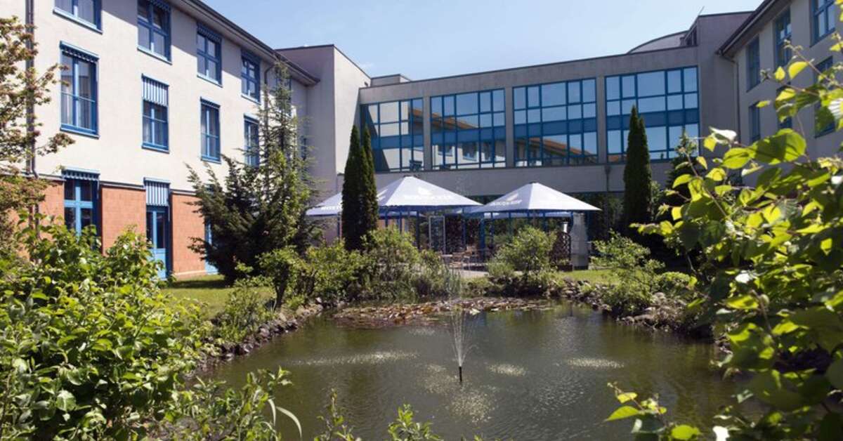 Een foto van de buitenkant van Wyndham Garden Wismar
