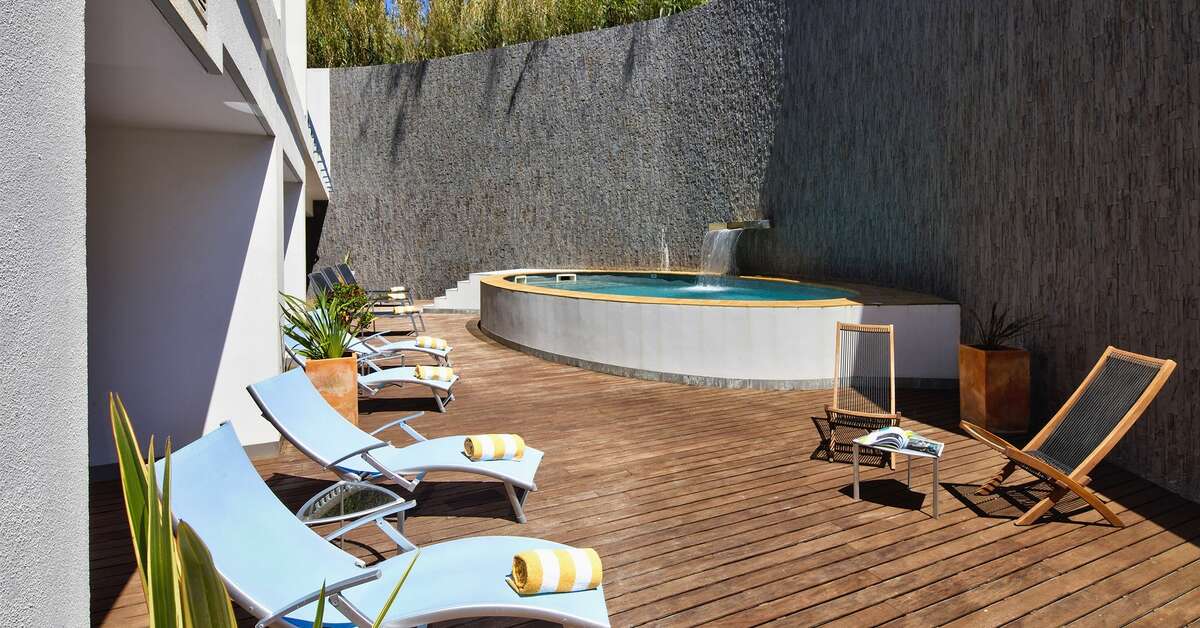 Een foto van het terras bij Villa Doris Suites