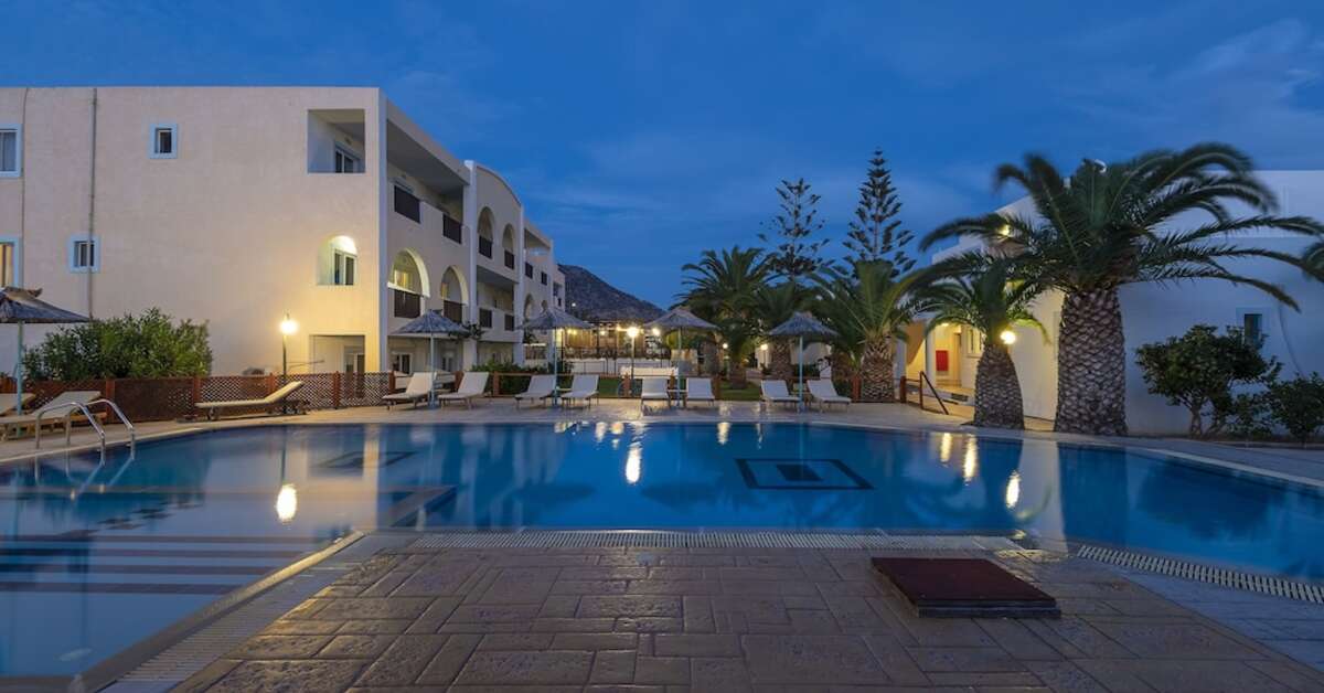 Ein Foto vom Pool im Kalimera Mare Hotel