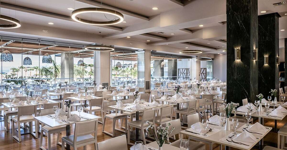 Een foto van de faciliteiten bij Avra Imperial Hotel