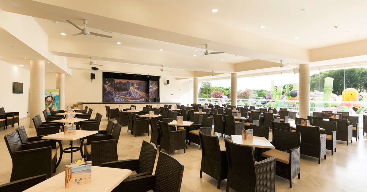 Een foto van de faciliteiten bij Aparthotel Playa de Muro Suites