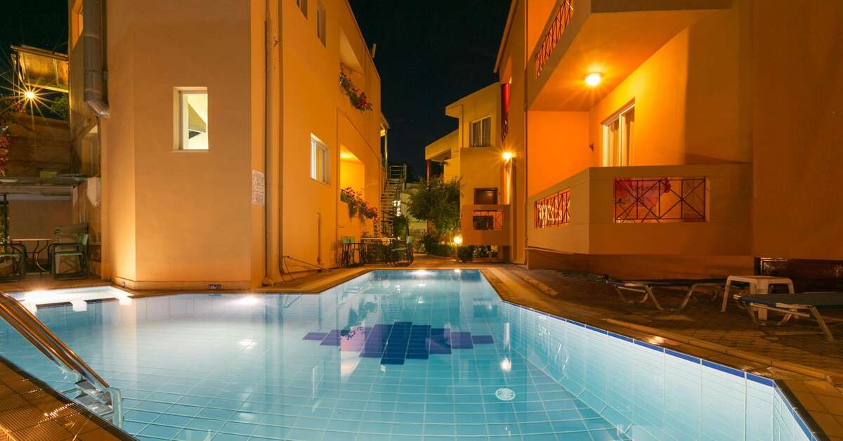 Een foto van het zwembad bij Hotel Elotia