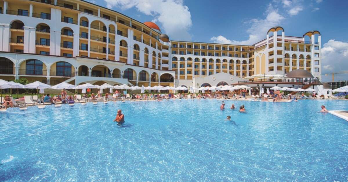 Een foto van Alua Helios Bay