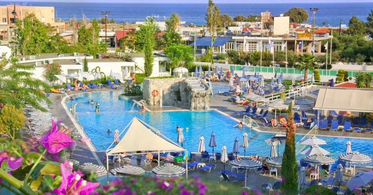 Een foto van een overzicht van Sun Palace Hotel