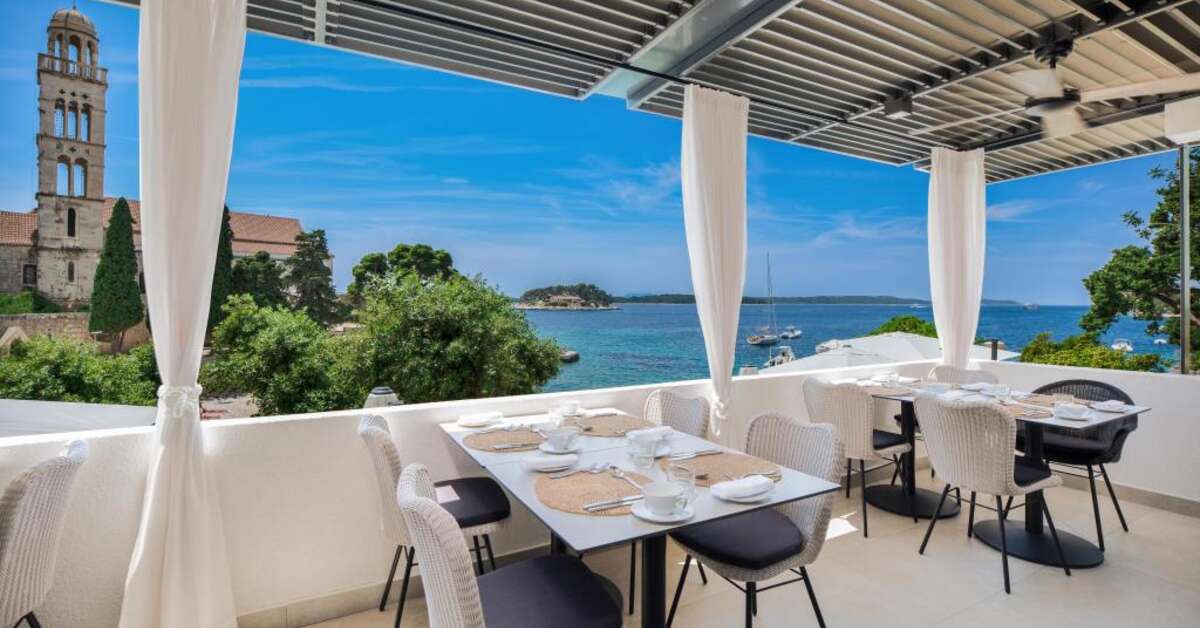 Een foto van Beach Bay Hvar Hotel