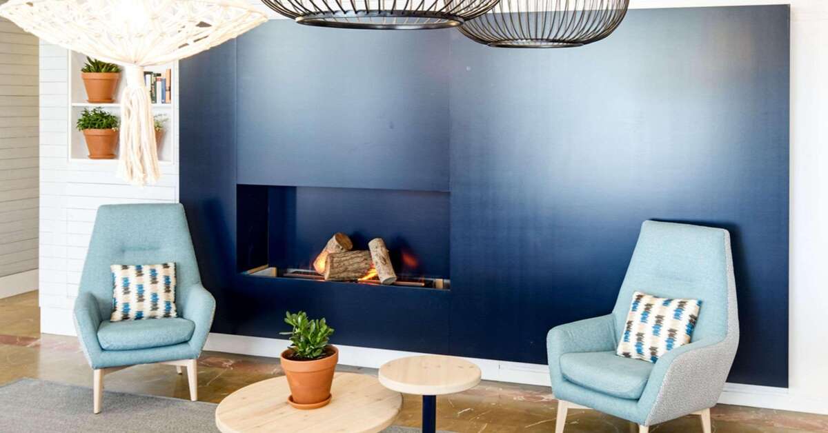 Een foto van het interieur van Sercotel Kalma Sitges