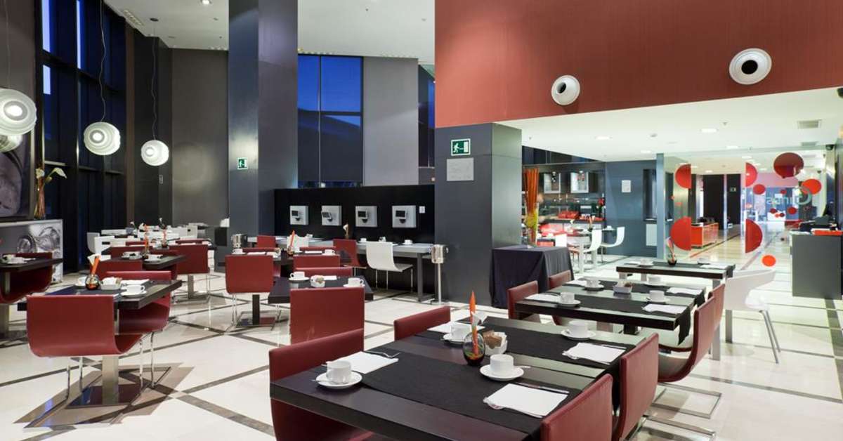 Een foto van de faciliteiten bij Hotel Ilunion Aqua 4