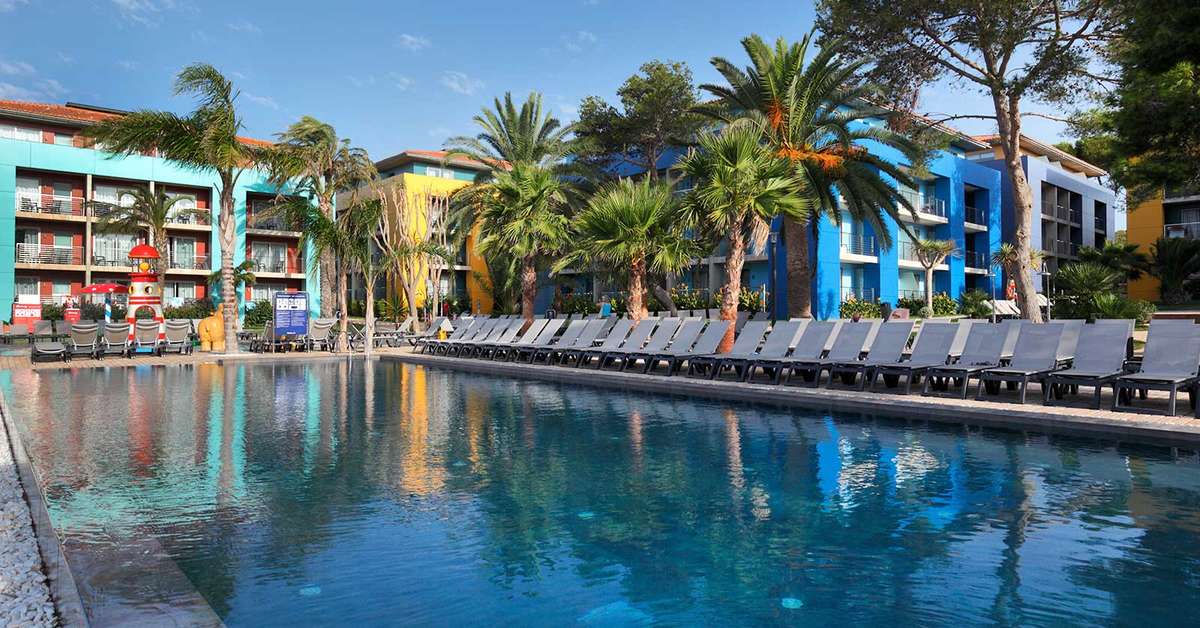 Een foto van het zwembad bij Hotel Seth Punta Prima
