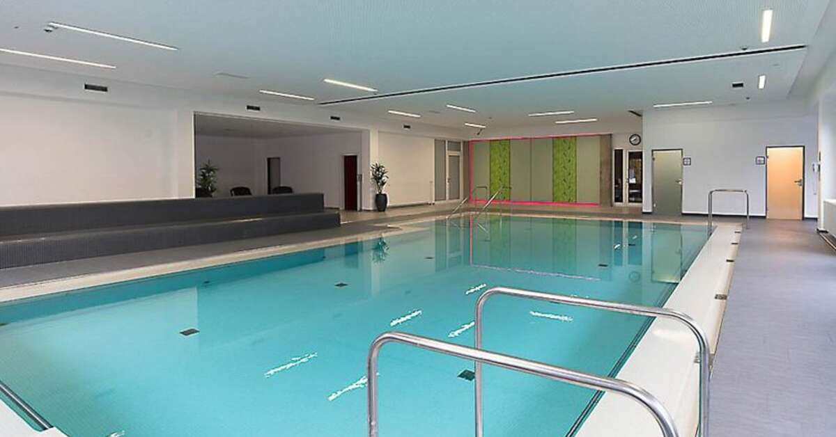 Een foto van het zwembad bij Parkhotel Cup Vitalis