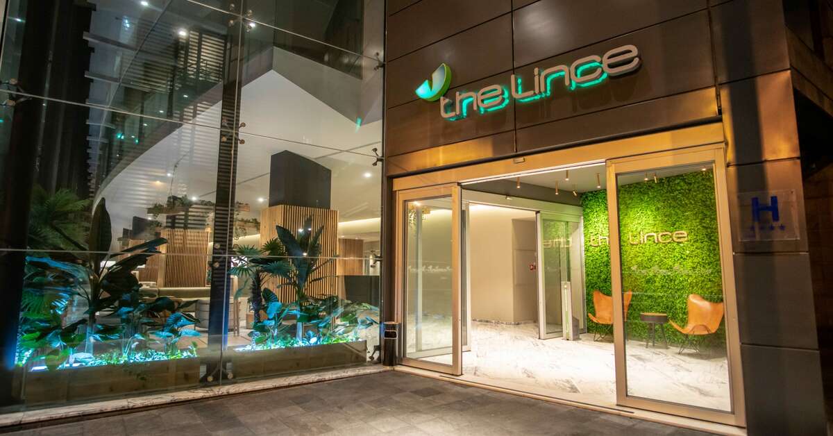 Een foto van de buitenkant van The Lince Azores