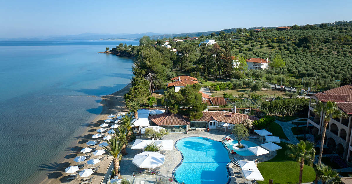 Een foto van het zwembad bij Anthemus Sea Beach Hotel & Spa