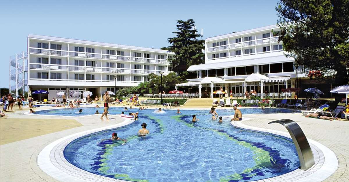 Een foto van het zwembad bij Laguna Maradiso Hotel by Aminess