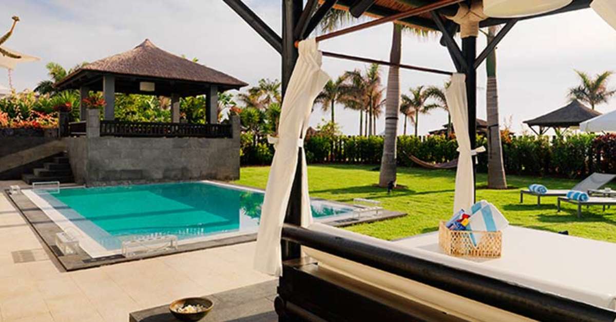 Een foto van het zwembad bij Gran Melia Palacio de Isora