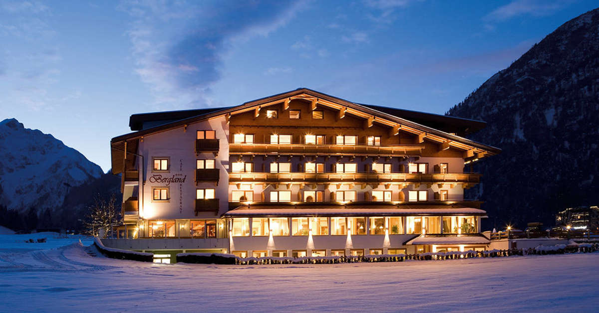 Een foto van de buitenkant van Hotel Bergland & Obertuschenhof