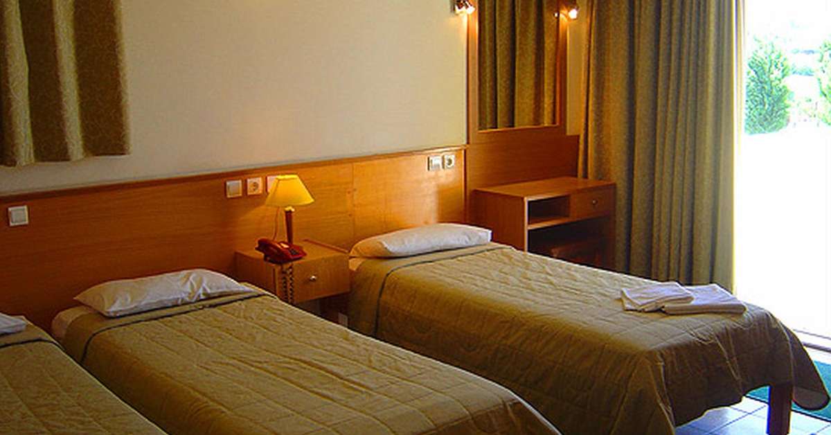 Ein Foto Flisvos Hotel
