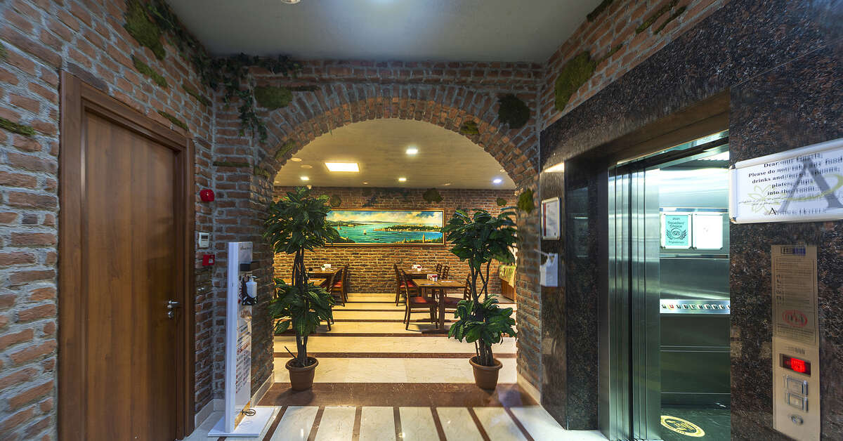 Ein Foto Aprilis Hotel