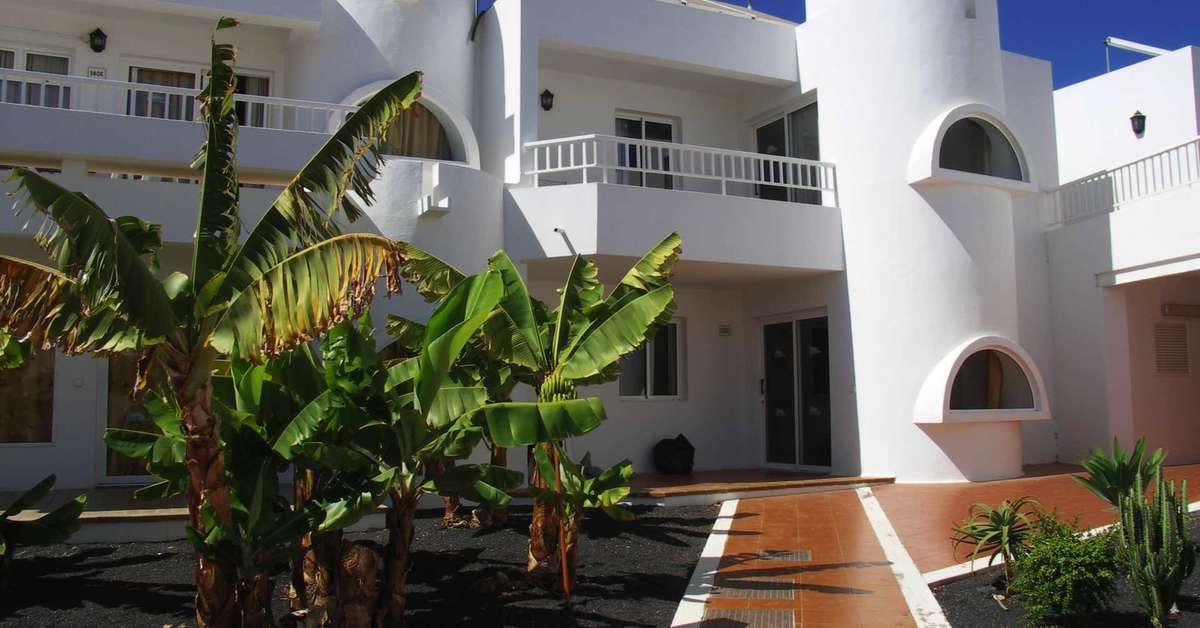 Een foto van de buitenkant van Floresta Aparthotel