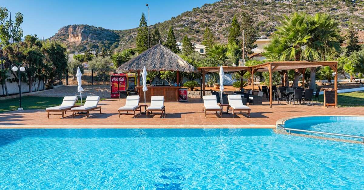 Ein Foto vom Pool im W Suites