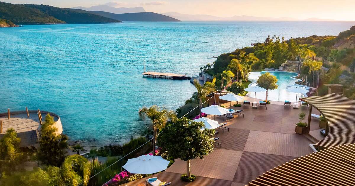 Een foto van het zwembad bij Le Meridien Bodrum Beach Resort
