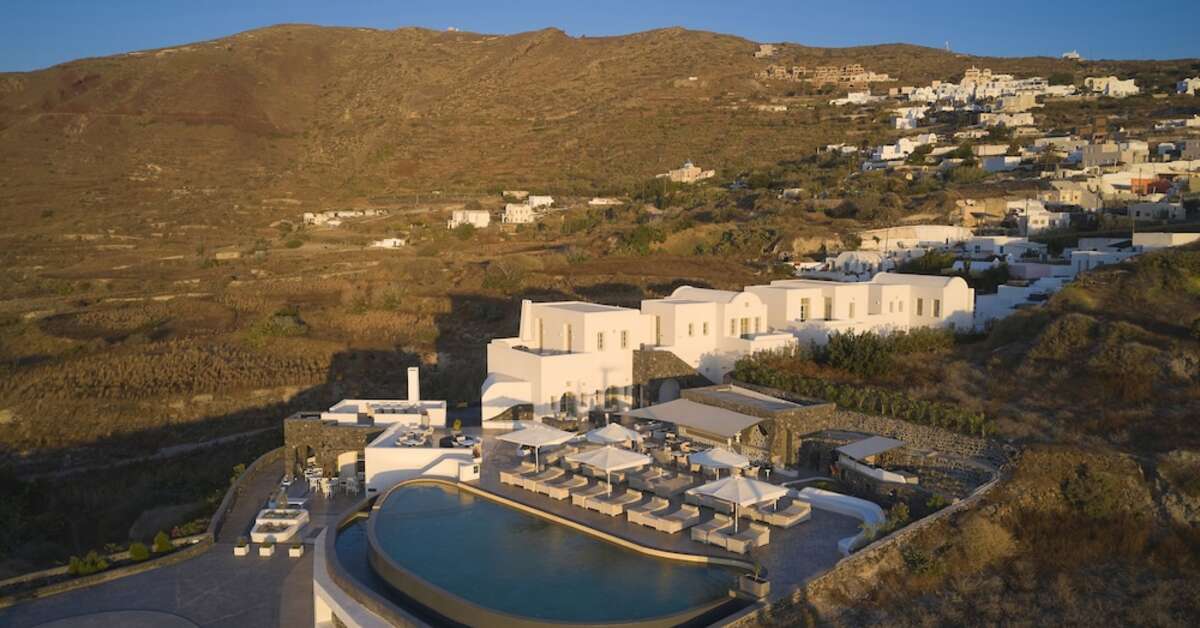 Een foto van Danae Suites Santorini