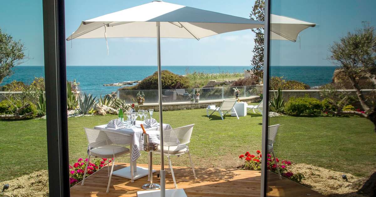 Een foto van het terras bij Grand Hotel Minareto