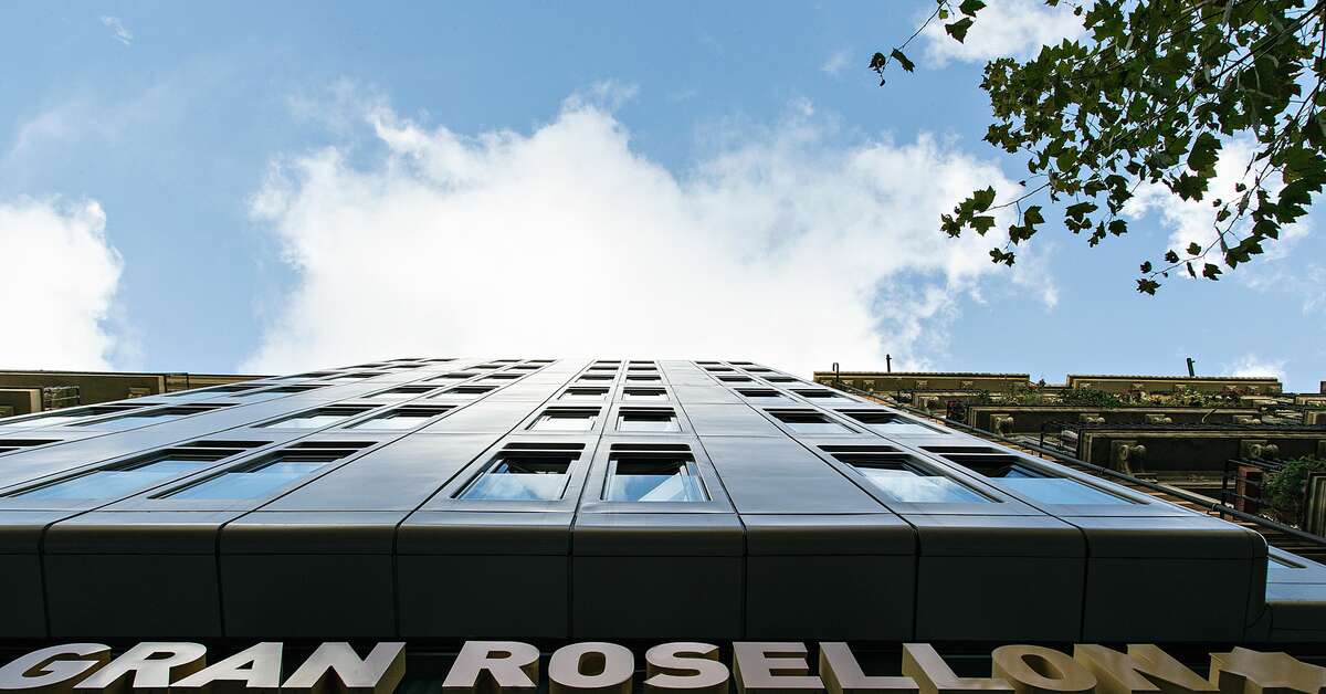 Een foto van 1881 Barcelona Gran Rosellon Hotel