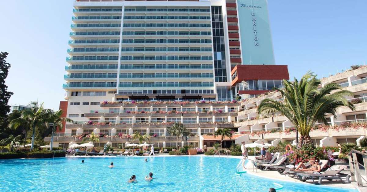 Ein Foto vom Pool im Pestana Carlton Madeira