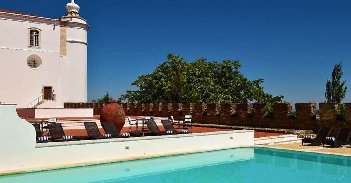 Een foto van het zwembad bij Pousada Castelo Estremoz