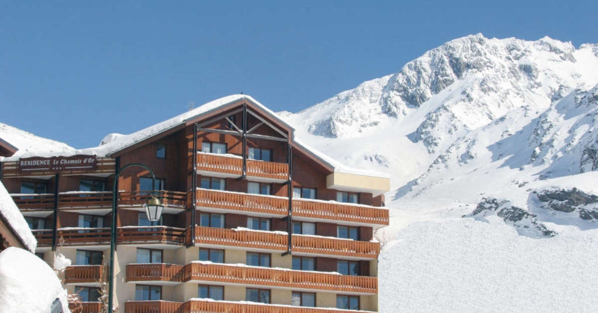 Een foto van de buitenkant van Residence Le Chamois d'Or