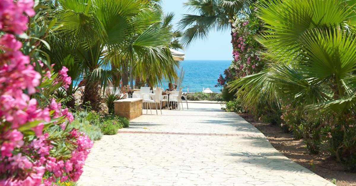 Een foto van de buitenkant van Akti Beach Village Resort