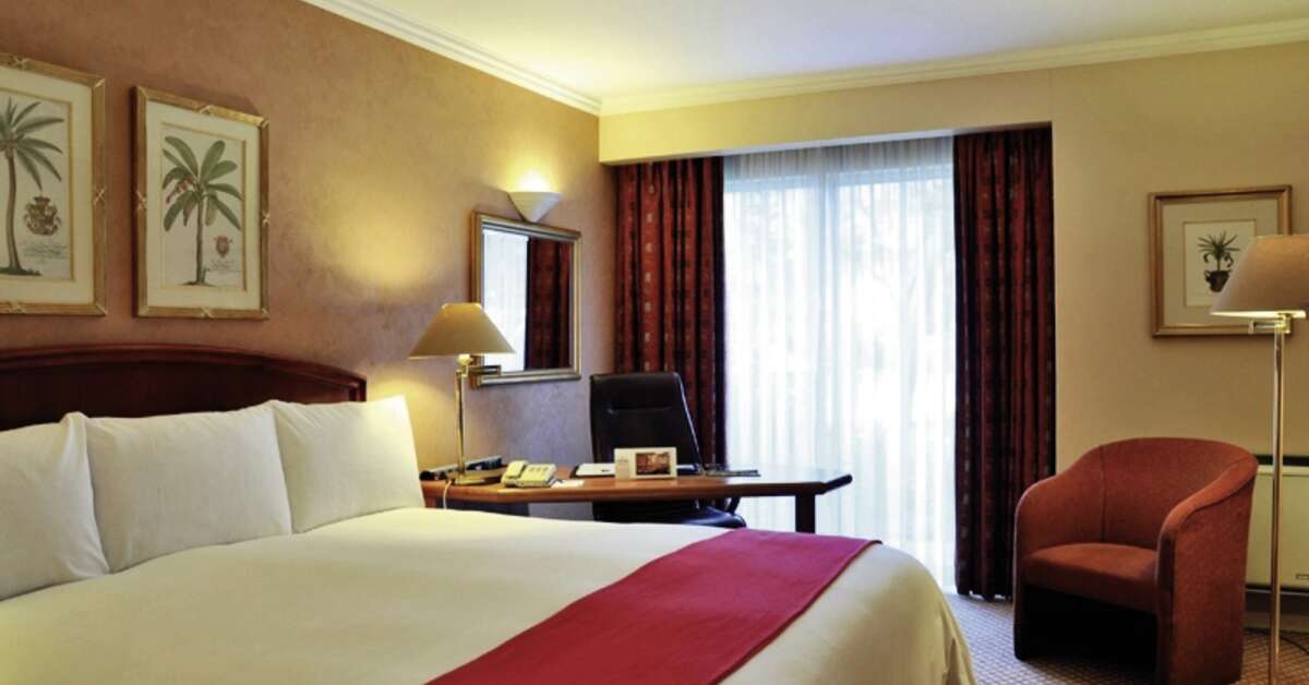 Ein Foto Protea Hotel Balalaika Crown Court