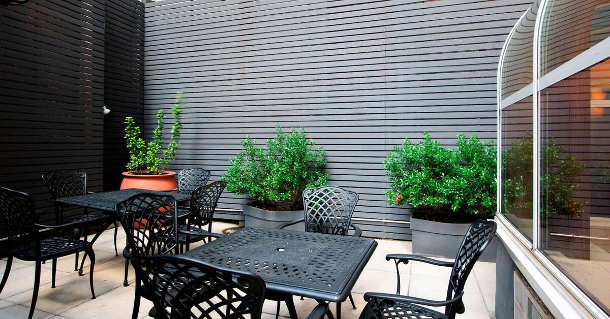 Ein Foto von der Terrasse im Hampton Inn Madison Square Garden Area