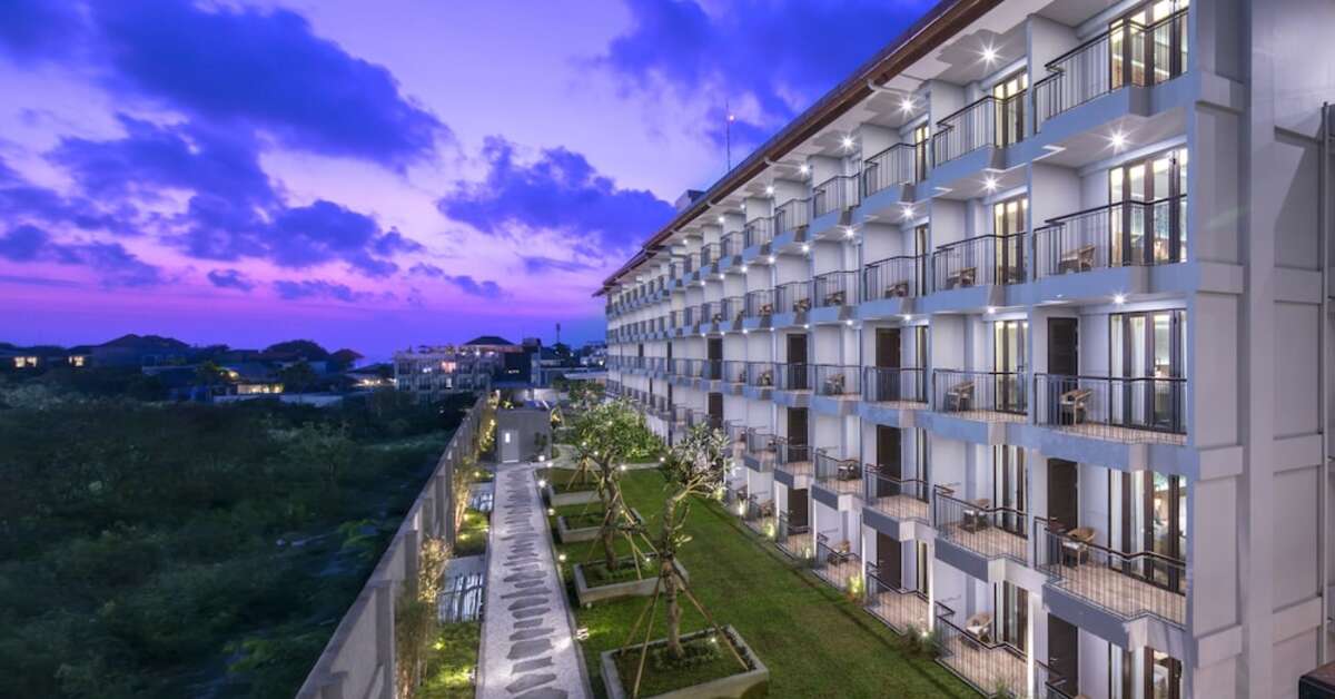 Een foto van de buitenkant van Eastin Ashta Resort Canggu