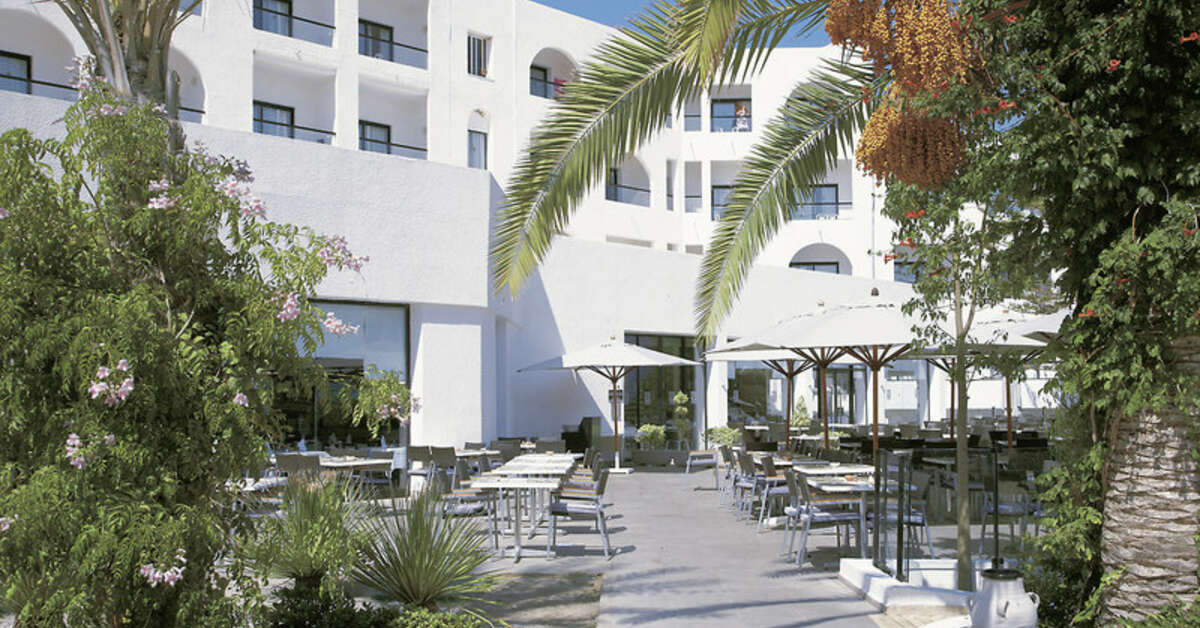 Een foto van de buitenkant van Vincci Nozha Beach & Spa