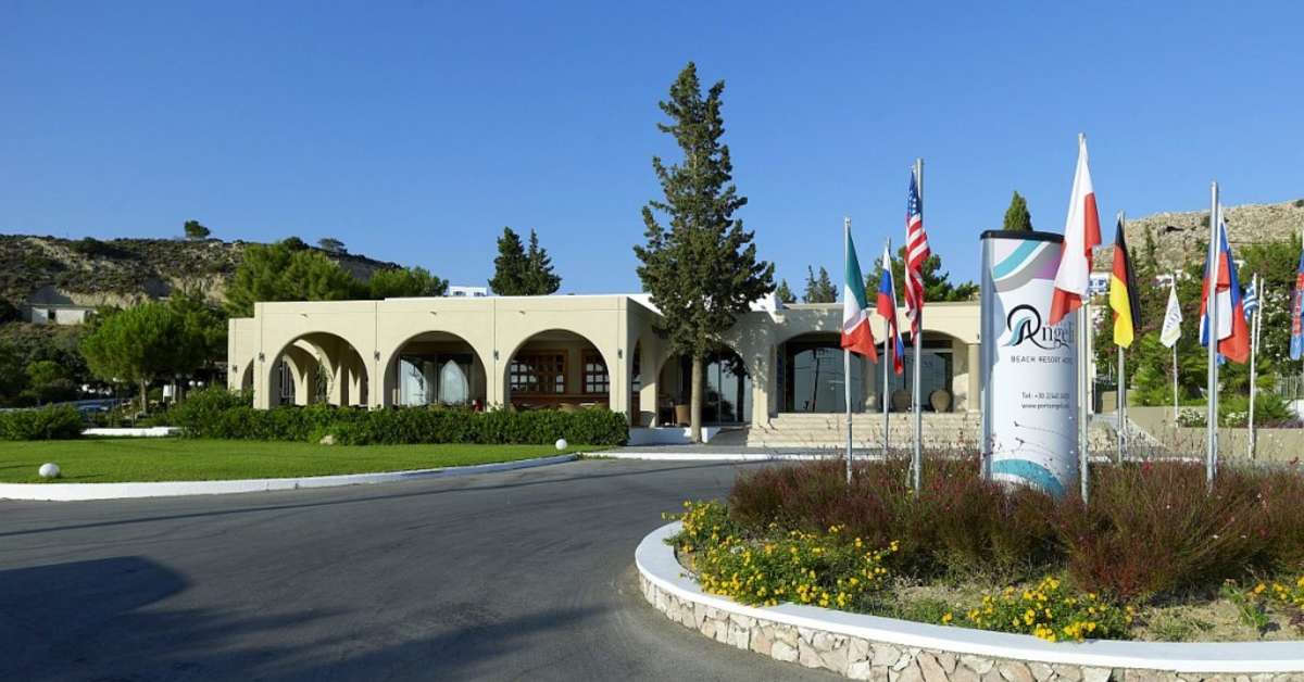 Een foto van de buitenkant van Porto Angeli Beach Resort