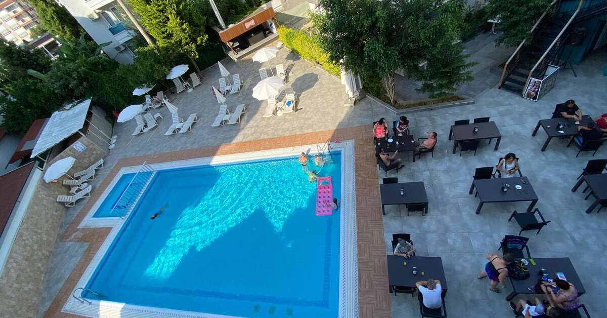 Een foto van het zwembad bij Acar Hotel