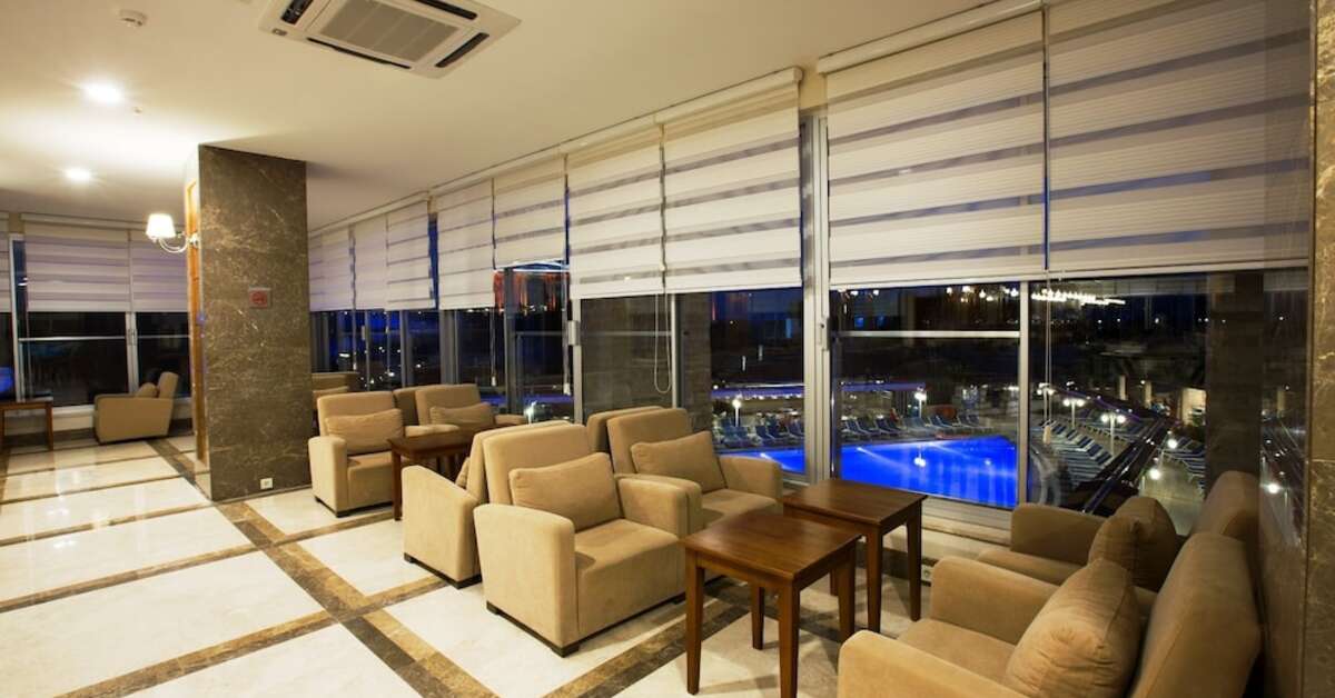 Een foto van het interieur van Ramada Resort By Wyndham Side