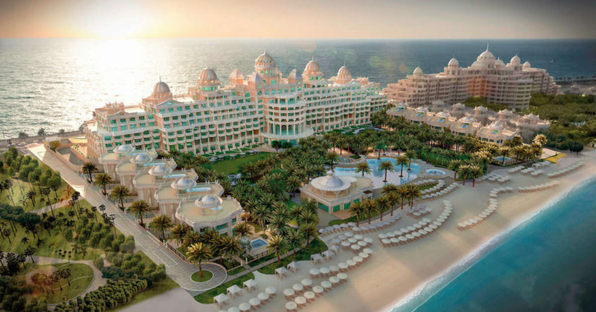 Ein Foto von der Außenansicht des Raffles The Palm Dubai