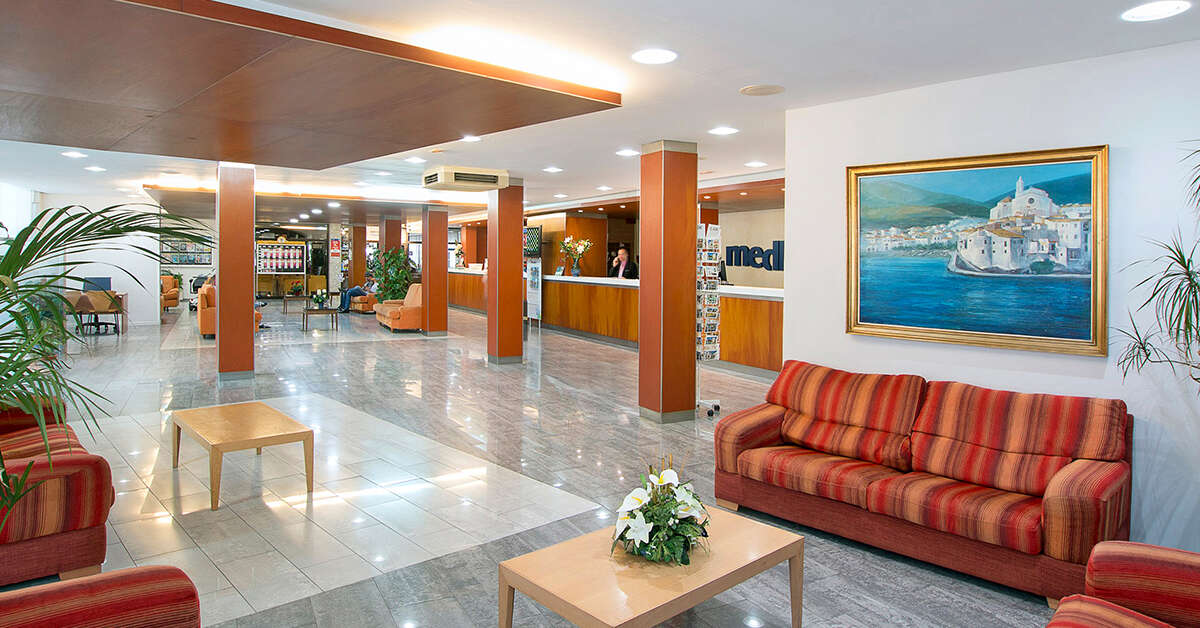Een foto van het interieur van MedPlaya Hotel Bali