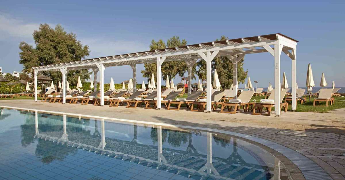 Een foto van het zwembad bij Capo Bay Hotel