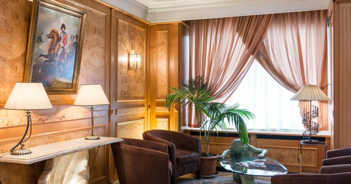 Een foto van het interieur van Princesse Caroline Hotel